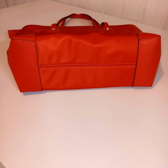 Michael Kors Eva Small Tote NWT - Picture 7 of 7